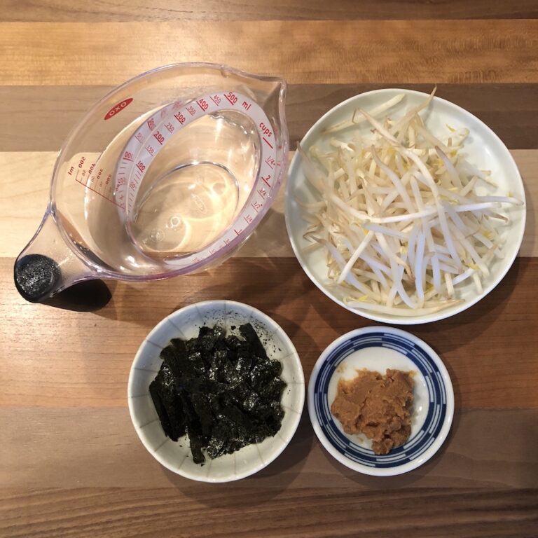 BEAN SPROUTS & SEAWEED miso soup recipe JAPANESE COOKING CHANNEL