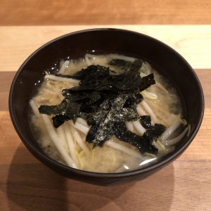 BEAN SPROUTS & SEAWEED miso soup recipe