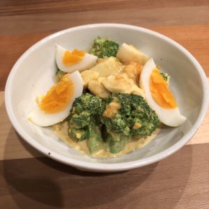 BROCCOLI EGG SALAD WITH CURRY MAYONNAISE RECIPE