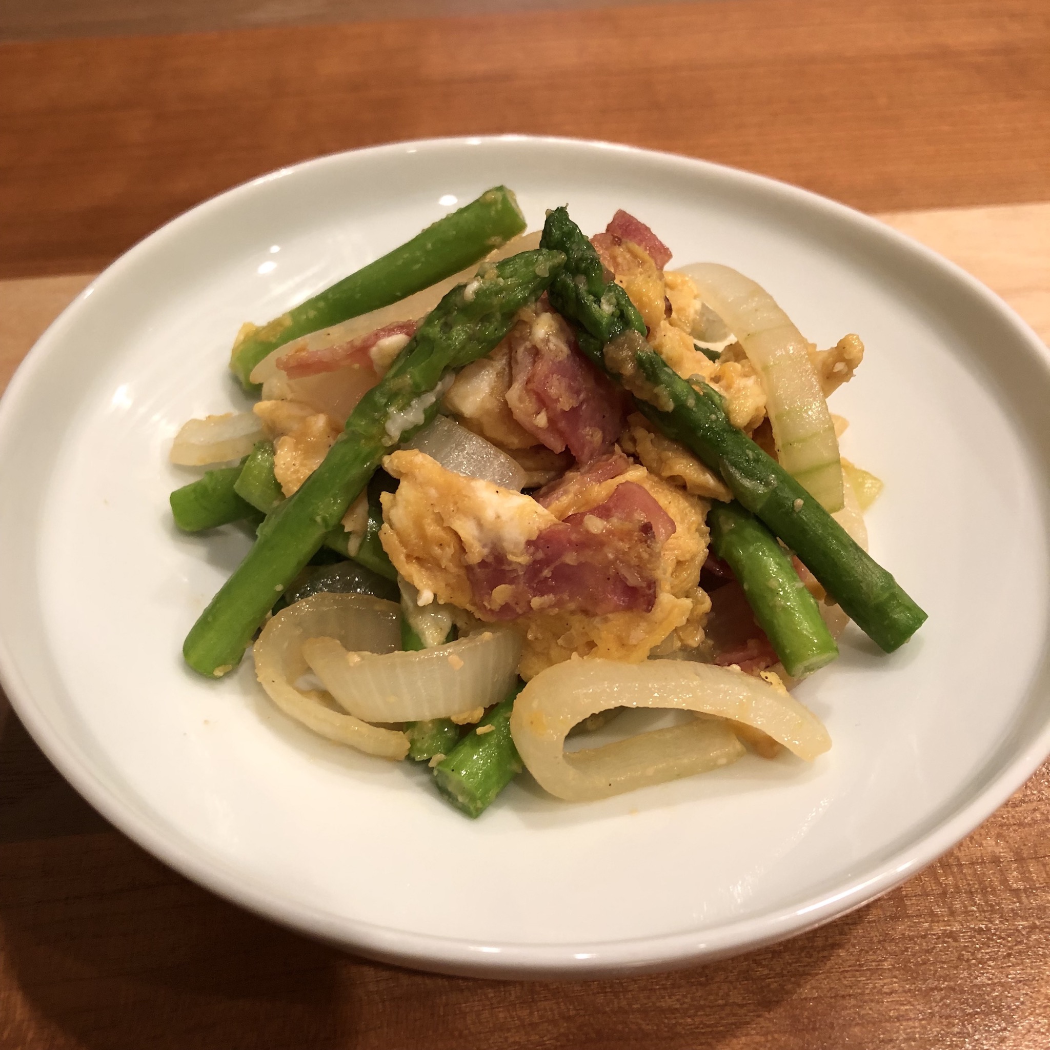 ASPARAGUS & EGG STIR-FRY WITH WHITE MISO