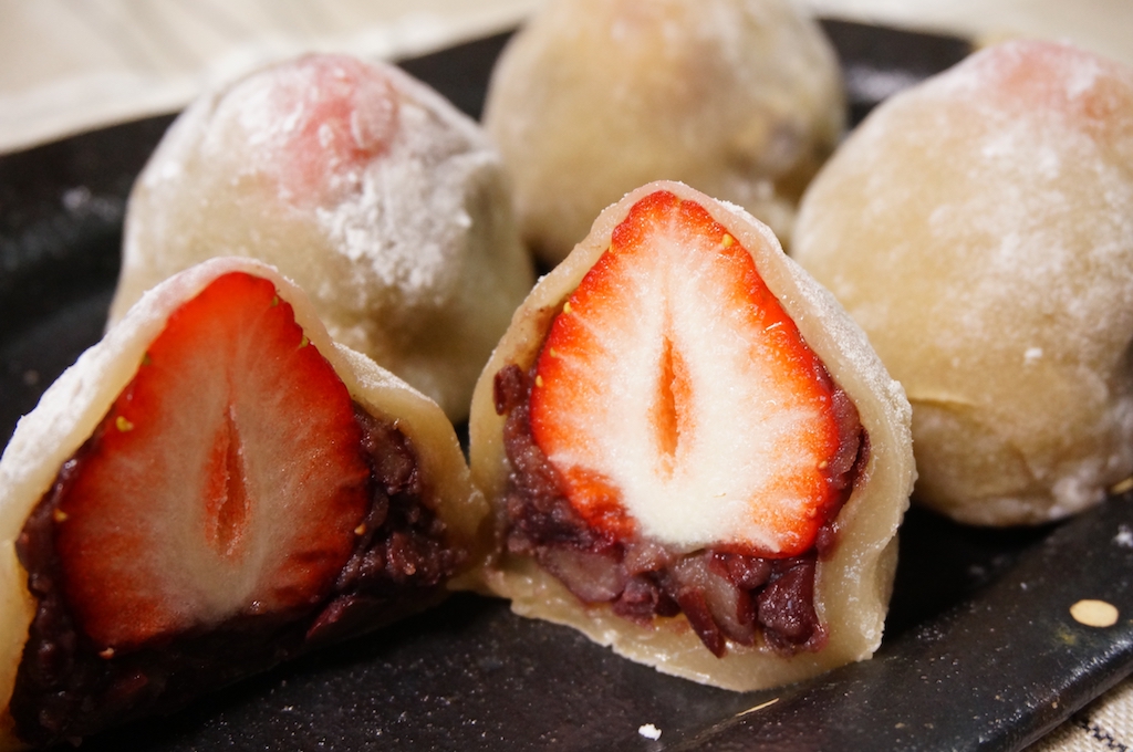 Mochi vs Daifuku: What Are the Differences?