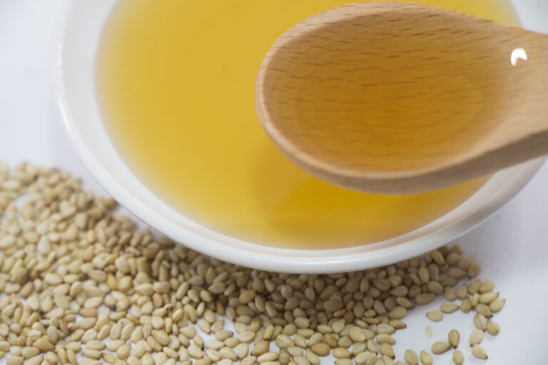 What Is Japanese Sesame Oil and How Is It Used? JAPANESE COOKING