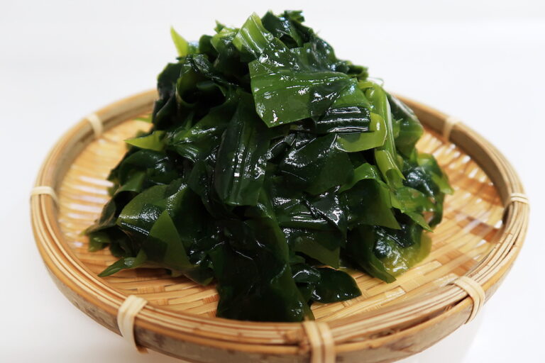 Kombu vs Wakame vs Nori What Are the Differences? JAPANESE COOKING